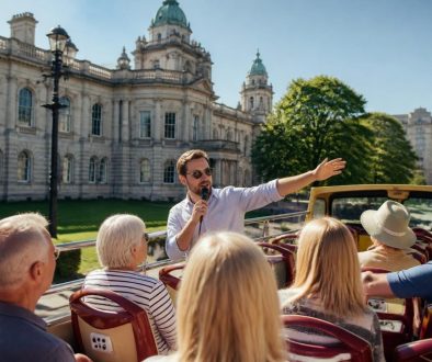 Guided Bus Tours: The Complete Travel Experience Guide