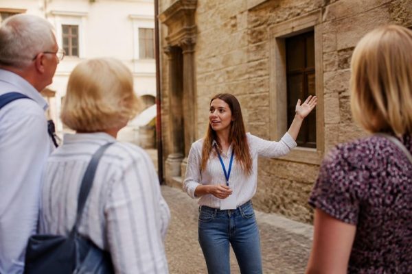 Town Tour Success: Planning Memorable Urban Experiences
