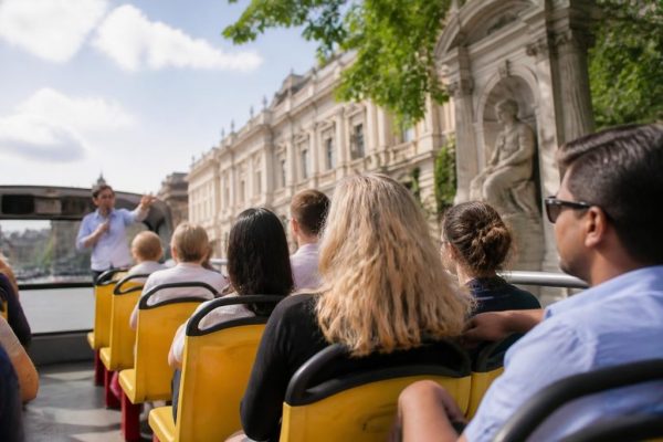 Yellow Bus Tour: A Complete Guide for 2026