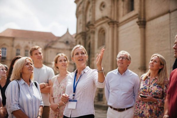 Escorted Tours: Your Complete Guide to Guided Travel
