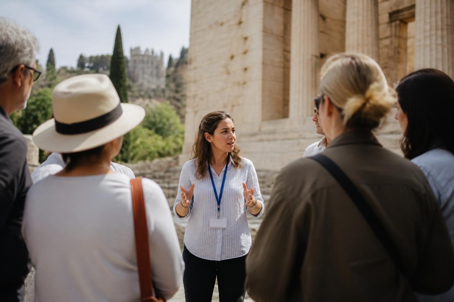Guided Group Tours: Benefits and What to Expect in 2026