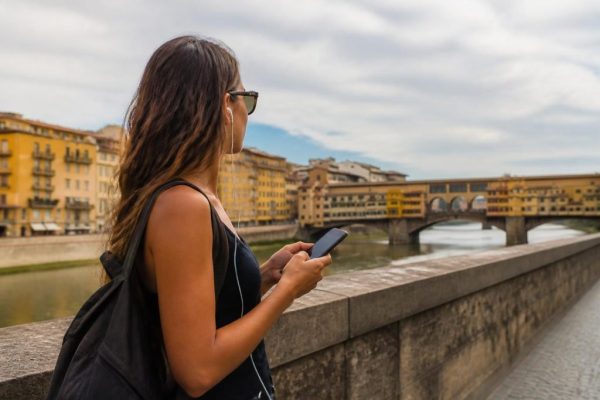 Shaka Guide: GPS Audio Tours for Modern Travelers